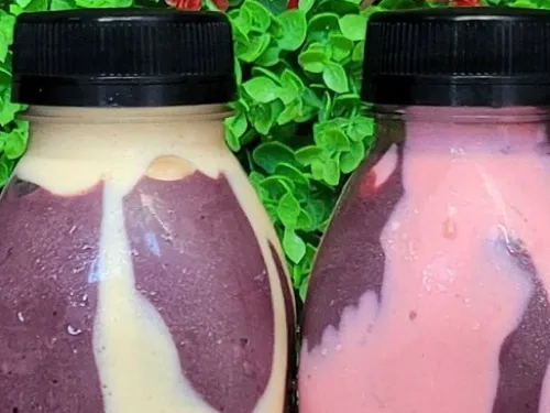 Vitamina e batida de açaí